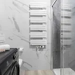 Appartement Essence Parcheggio Gratuito E Self Check-in A