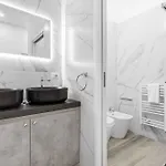 Essence Parcheggio Gratuito E Self Check-in A Appartement Milaan