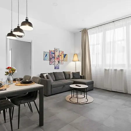 Appartement Essence Parcheggio Gratuito E Self Check-in A
