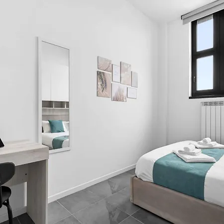 Essence Parcheggio Gratuito E Self Check-in A Apartment Mailand