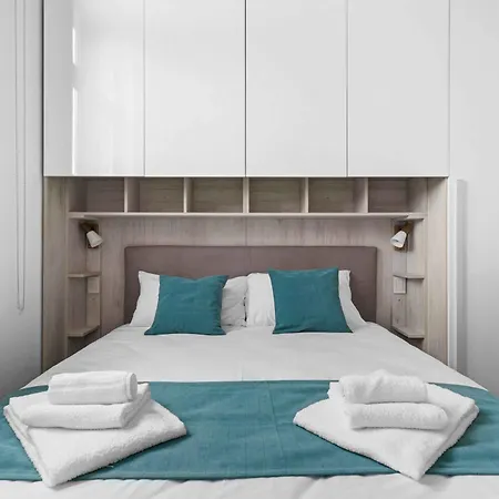Appartement Essence Parcheggio Gratuito E Self Check-in A Milaan